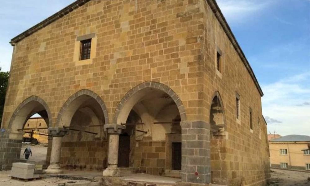 Με απόφαση Ερντογάν κατεδαφίζονται αρμενική και ελληνική εκκλησία στην Νίγδη!